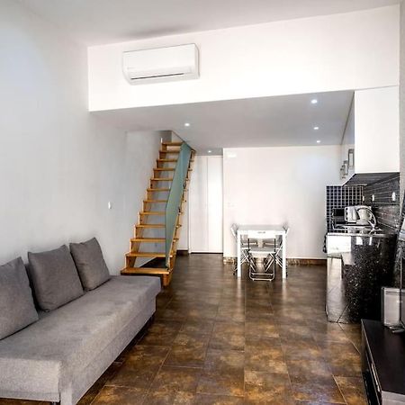 Cozy Ground Floor Studio With Ac And Loft Bedroom Lisboa Ngoại thất bức ảnh