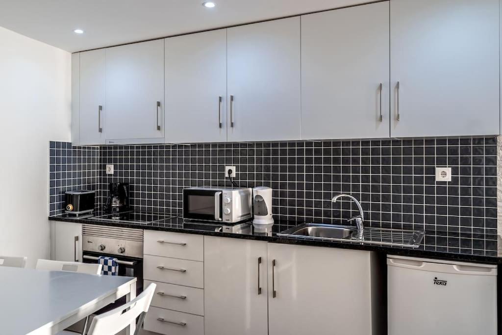 Cozy Ground Floor Studio With Ac And Loft Bedroom Lisboa Ngoại thất bức ảnh